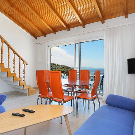 Apartments By The Sea Okrug Donji, Ciovo - 16657 Donji Okrug  Pokoj fotografie