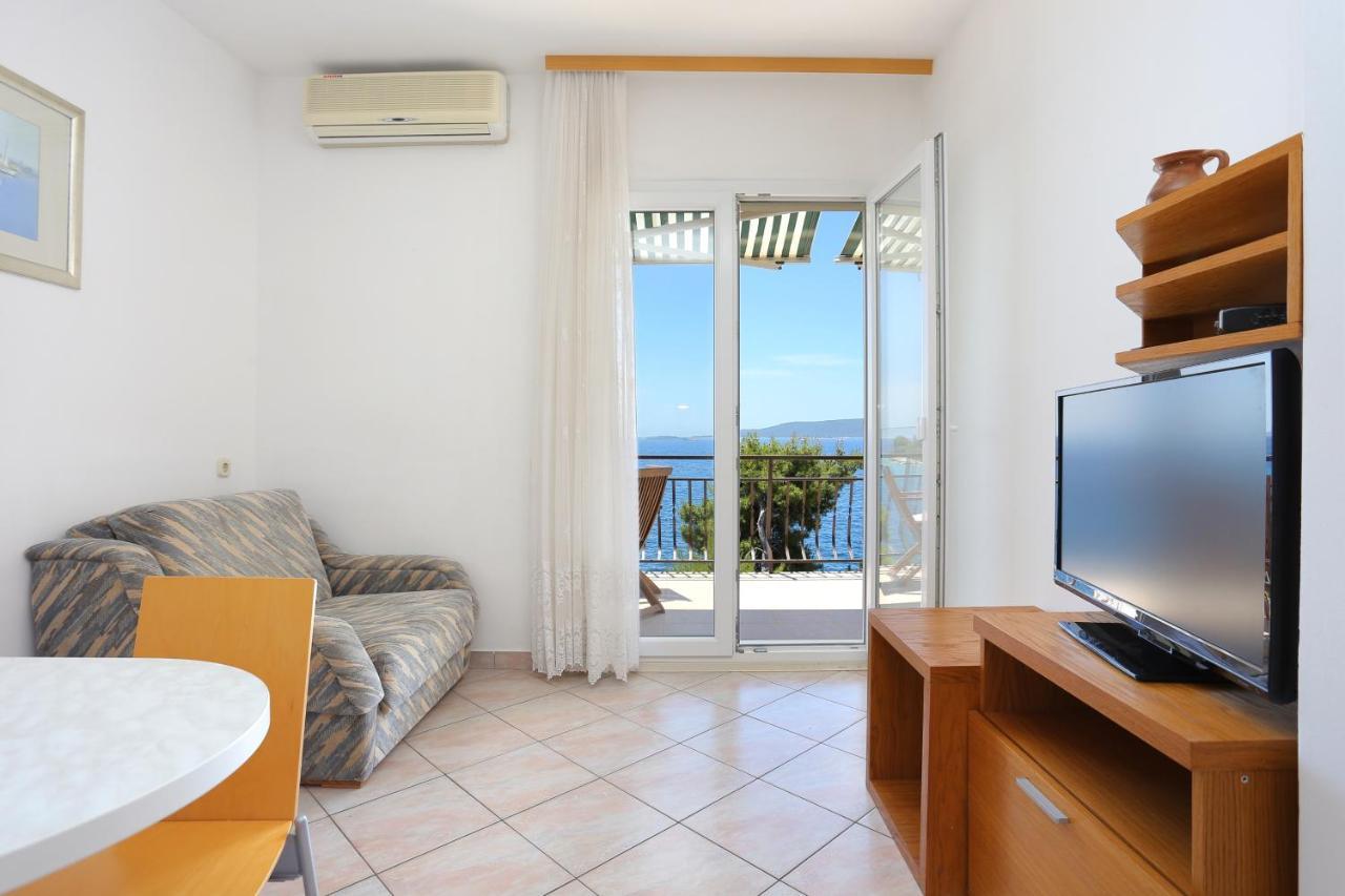 Apartments By The Sea Okrug Donji, Ciovo - 16657 Donji Okrug  Exteriér fotografie