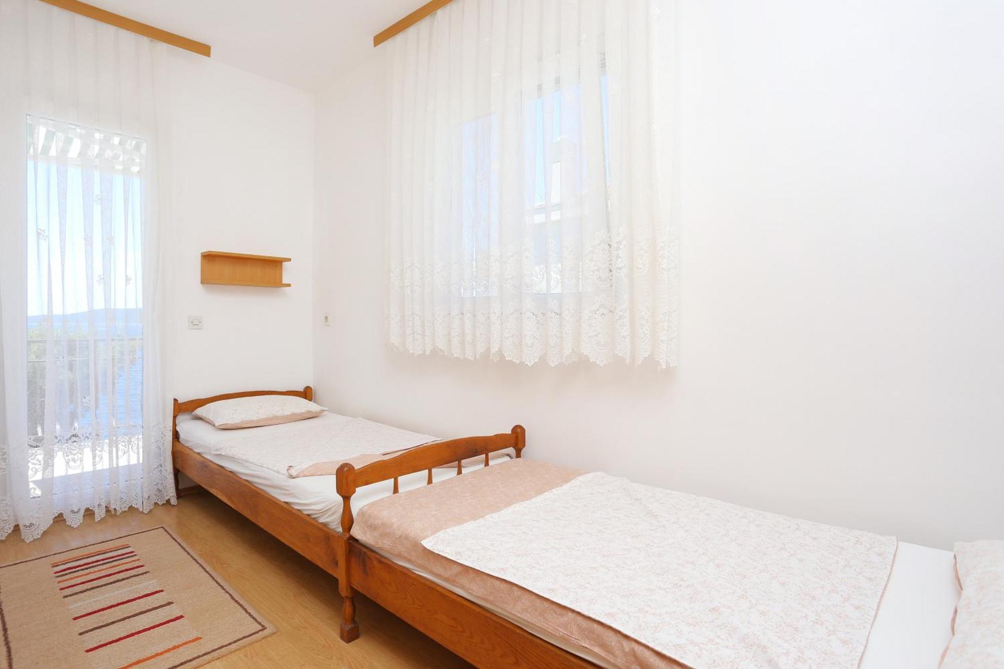 Apartments By The Sea Okrug Donji, Ciovo - 16657 Donji Okrug  Pokoj fotografie